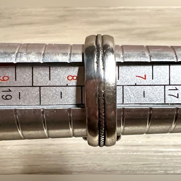 Handmade Designer Signed MWS Mother Of Pearl Sterling Silver Ring, Size 7.5 - Picture 12 of 12